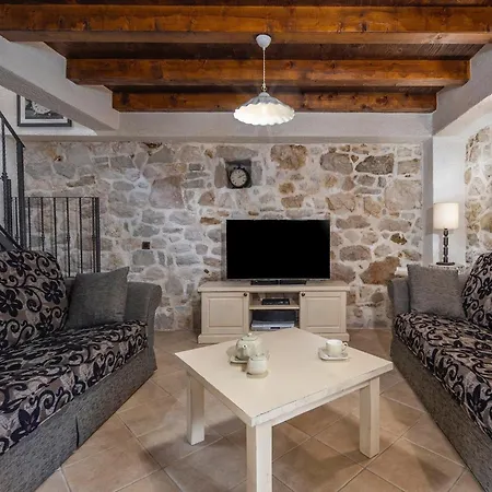 Jerolim Дом отдыха