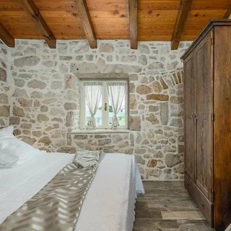 Jerolim Holiday home