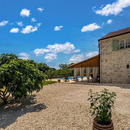 Holiday home Jerolim